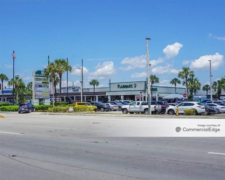 Retail space for Rent at 9801 SW 40th Street in Miami