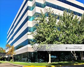 One Corporate Plaza