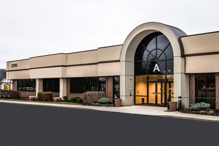 2760 Airport Drive - Columbus