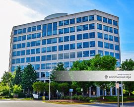 Overlook Towers at Dulles Corner