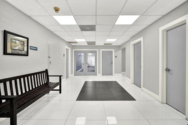 Plantation Medical Plaza