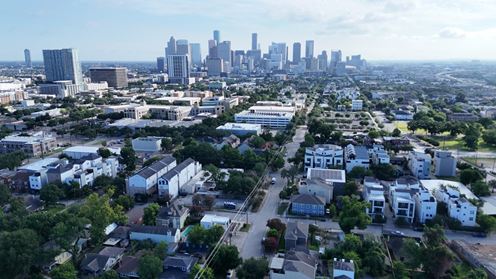 4002 La Branch St. Houston TX 77004