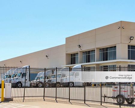 Industrial space for Rent at 2300 Beckleymeade Avenue in Dallas