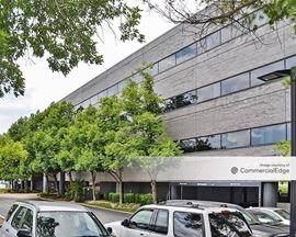 Sunset Corporate Center