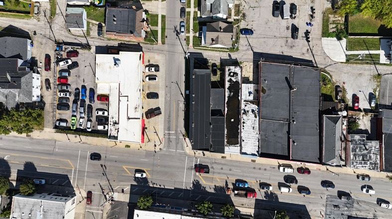 2420 W Broad St