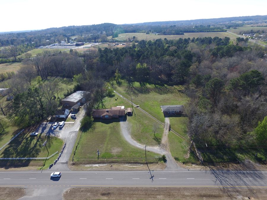 Development Acreage on Hwy 31