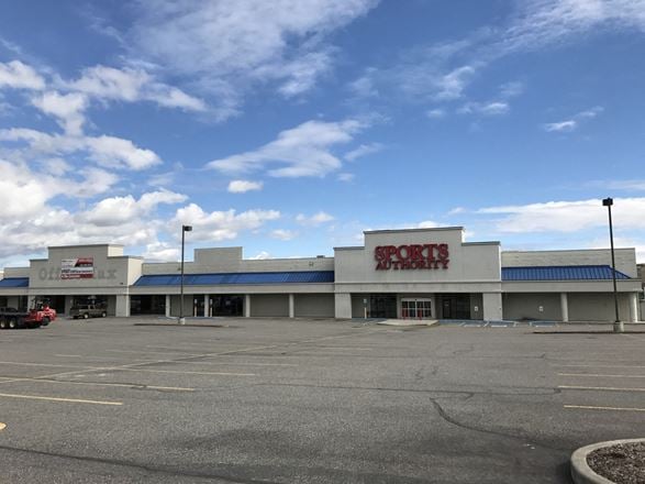 Retail space for Rent at 900 - 908 N Colorado in Kennewick