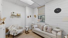 300 1st Ave NW