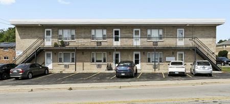 Photo of commercial space at 1324 E Roosevelt Road in Wheaton