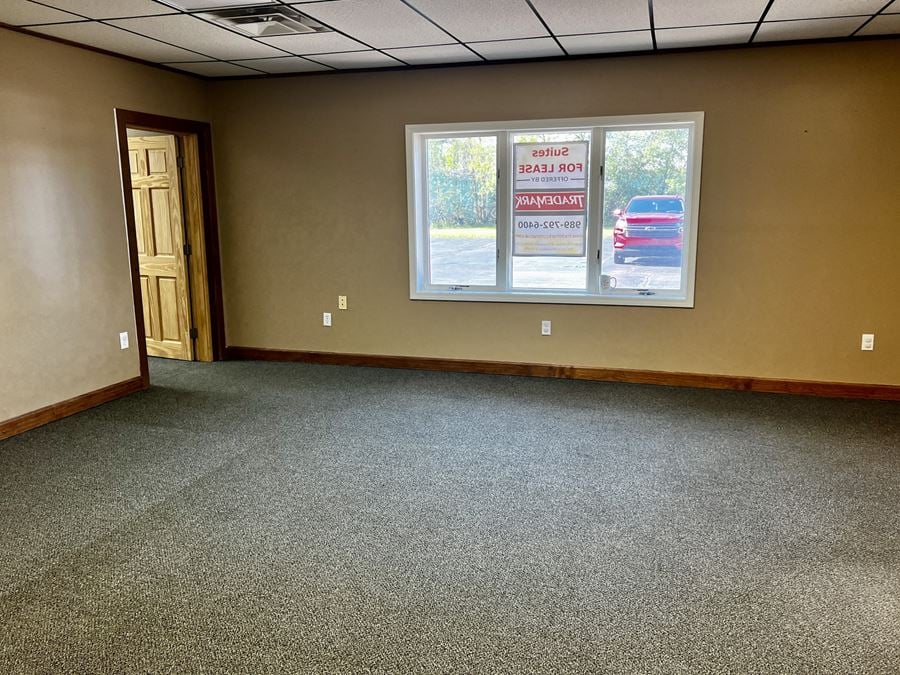 Maple Professional Plaza Office Suite