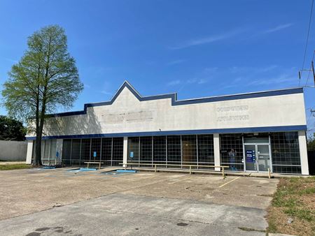 Commercial space for Sale at 4669 Plank Rd in Baton Rouge