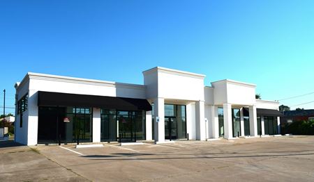 Photo of commercial space at 1420 Forest Ln in Garland