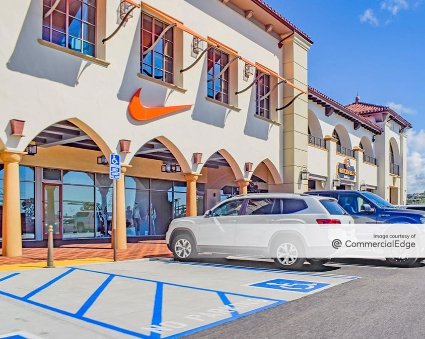 Outlets at San Clemente 101 West Avenida Vista Hermosa Retail Building