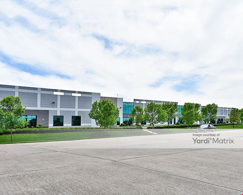Commerce Center at Park 370