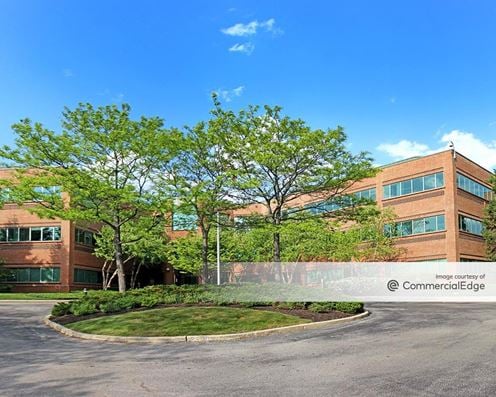 Chesterbrook Corporate Center - 965 Chesterbrook Blvd