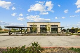 806 Salida Way