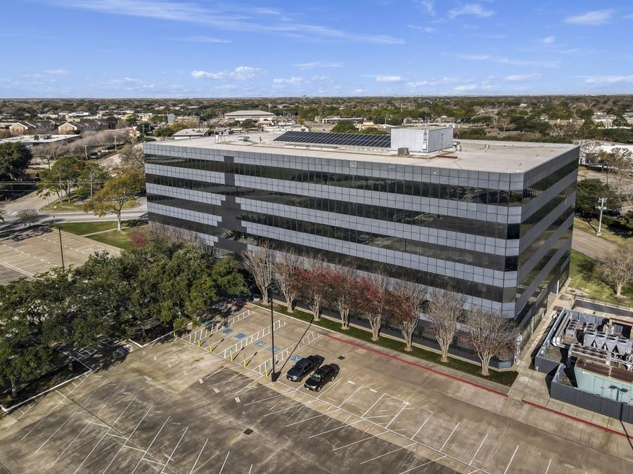 Gemini Plaza
