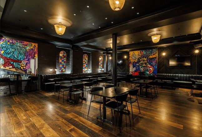 Black Tap Craft Burger & Beer-35th St - Black Tap - Lot 15