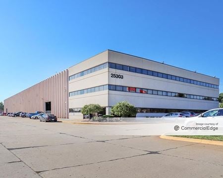 Paslin Company Headquarters - Warren