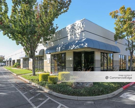 Port Plaza Business Center