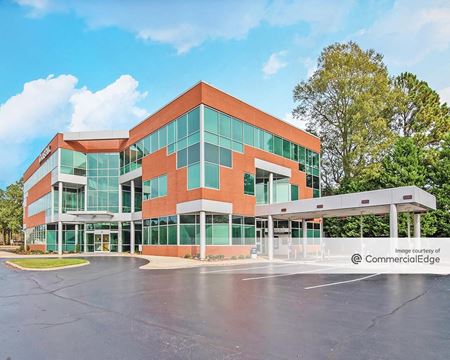 Photo of commercial space at 984 First Colonial Road in Virginia Beach