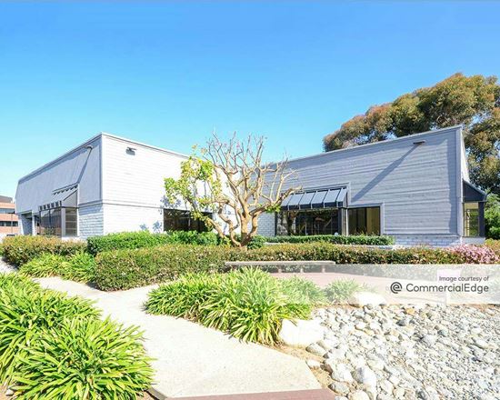 Carlsbad Commerce Center