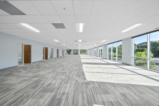 Perimeter Park: 3800 Paramount