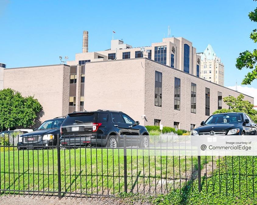 Saint Louis University Doctors Office Building 3660 Vista Avenue
