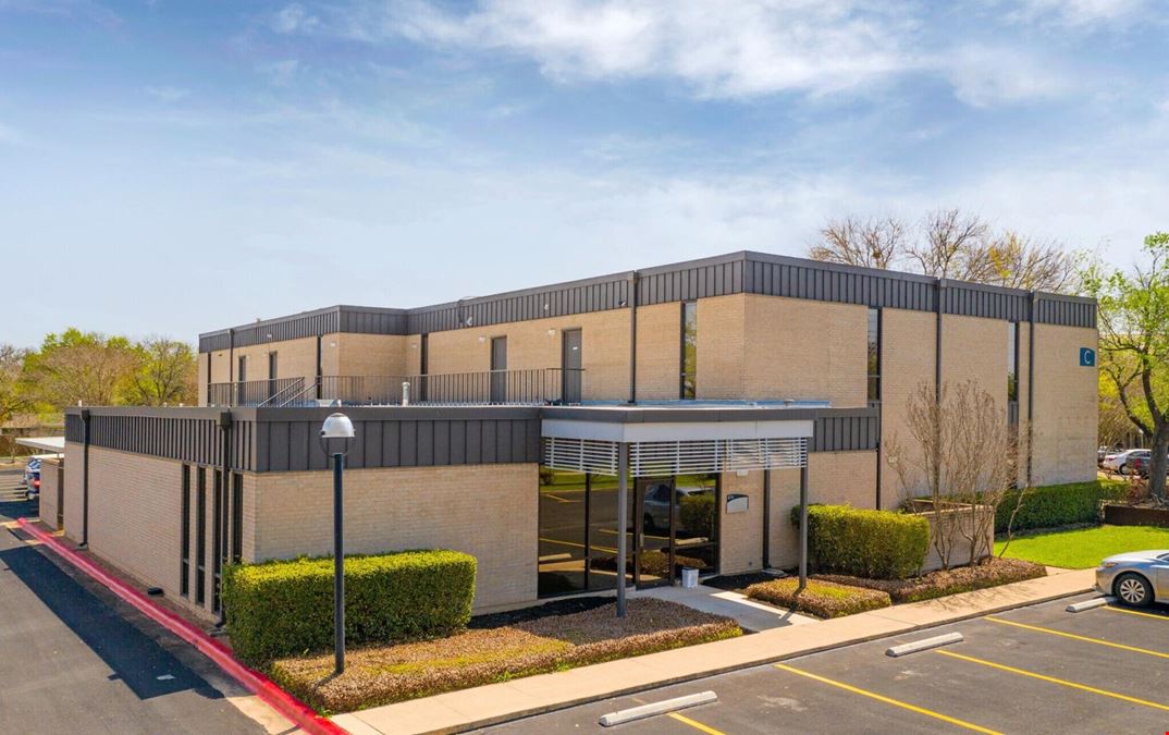 Twelve Oaks Professional Center