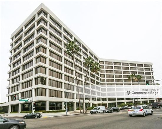8383 Wilshire