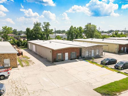 Photo of commercial space at 9674 Mammoth Ave in Baton Rouge