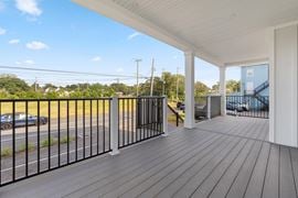 328 Wilmington Pkwy