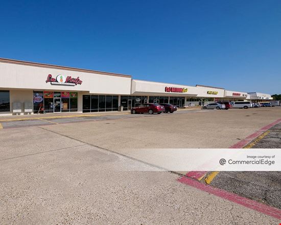 ClubHill Shopping Center