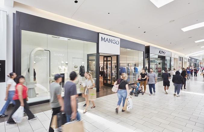 Los Cerritos Center