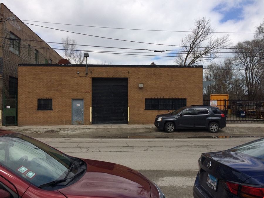 834 W. 49th Place