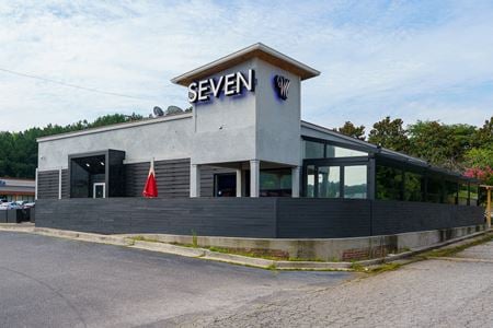 Retail space for Sale at 3570 Highway 138 SE in Stockbridge