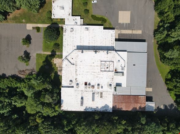 41,235 SF & 30,900 SF Industrial Spaces for Lease