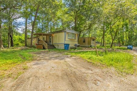 Multi-Family space for Sale at 14821 Lucas Dr in Splendora