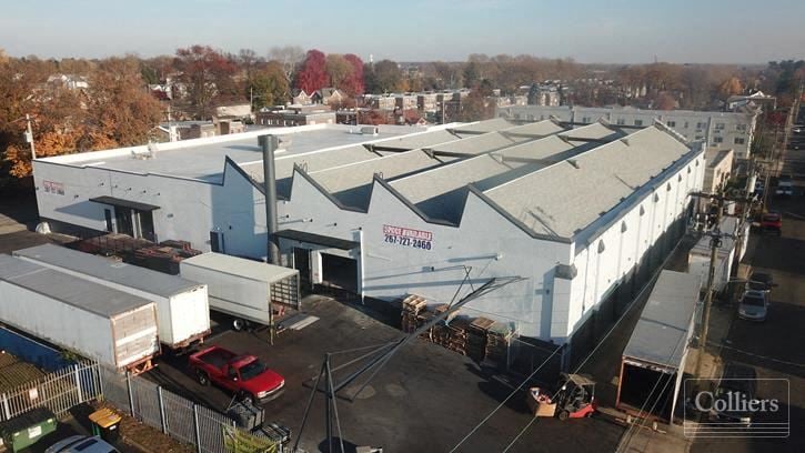+/-45,000 SF of flex space with unrestrictive zoning