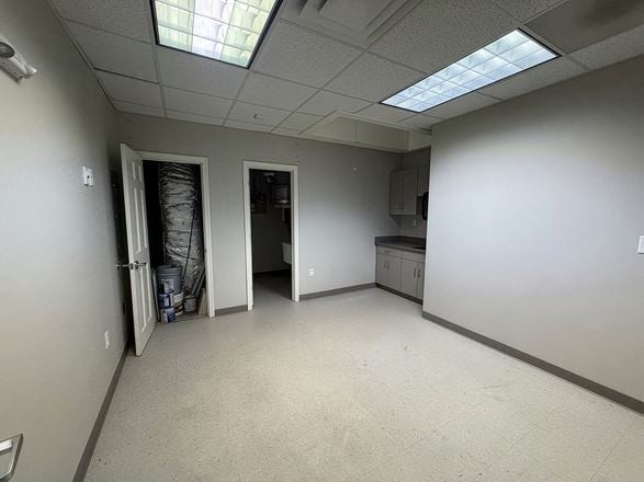 875 Greenland Road, Building C, Unit 8