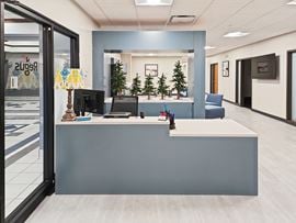 Regus - Appleton - W College Ave