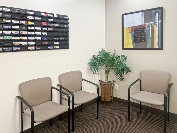 CA, Bakersfield - 4900 California Avenue