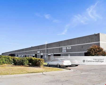 Industrial space for Rent at 907 Avenue R in Grand Prairie
