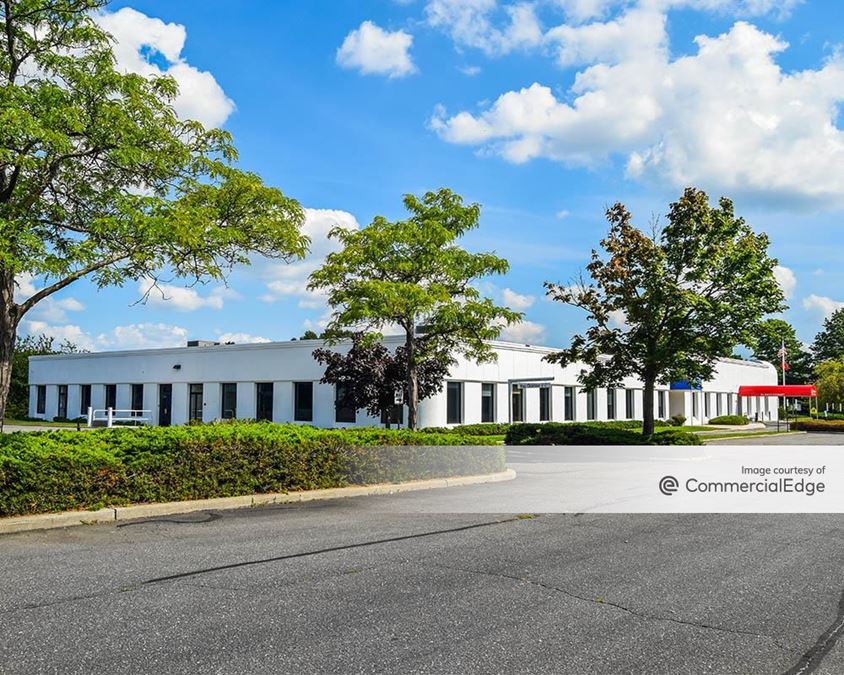 120 Commerce Drive, Hauppauge Office Space For Lease