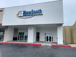 Retail Showroom / Warehouse