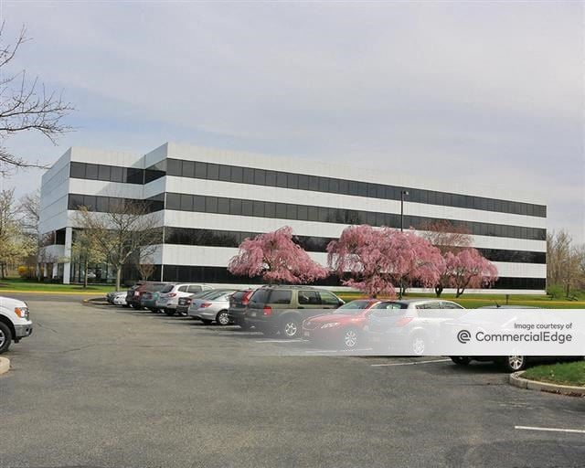 Laurel Corporate Center - 2000 & 4000 Midlantic Drive