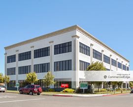 Oak Valley Medical Plaza