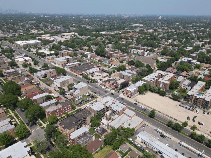 Foreclosure Sale: Chicago IL Mixed-Use