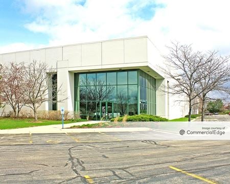 Industrial space for Rent at 340 West Crossroads Parkway in Bolingbrook