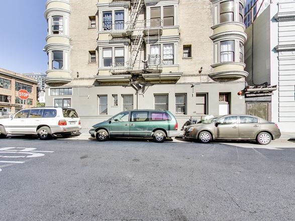 135 8th Street